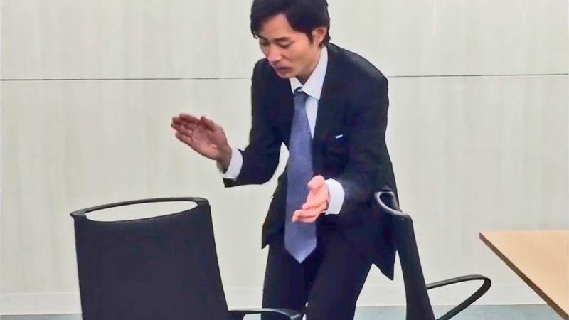 Nissan Autonomous Office Chairs