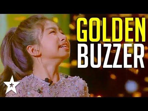 Singing Sensation Celine Tam Gets GOLDEN BUZZER On World’s Got Talent 2019! | Got Talent Global