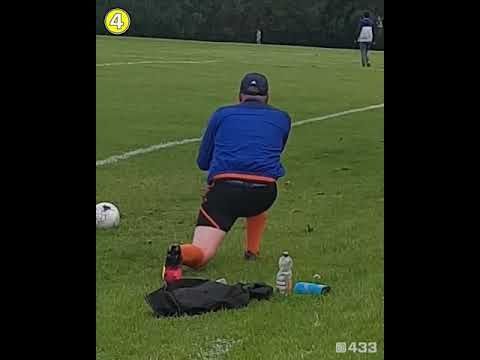 Proper Sunday League warm-up 😂😂😂