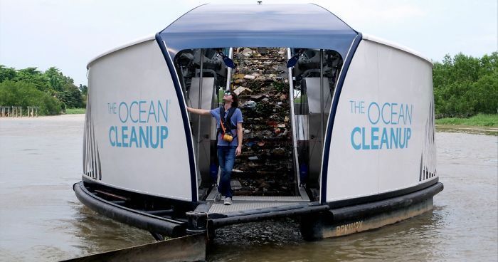 ‘Boy Genius’ Who Said He’d Make Oceans Clean Themselves Just Created Solar-Powered Barges That Clean Rivers