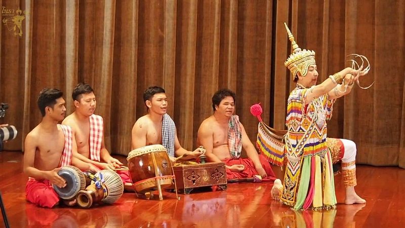 รำบทครูสอน-อัดรายการของไทยรัฐทีวี ๒๐ พฤษภาคม ๒๕๖๐