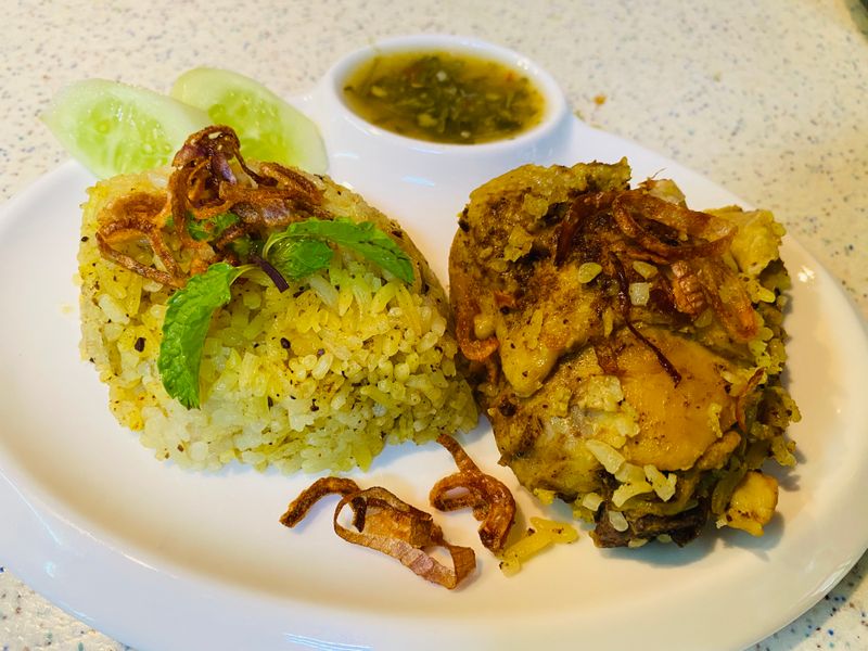[Beauty Inside Out ] ข้าวหมกไก่แบบโบราณ สูตรไก่ย่างจีระพันธ์ + Lobo ...
