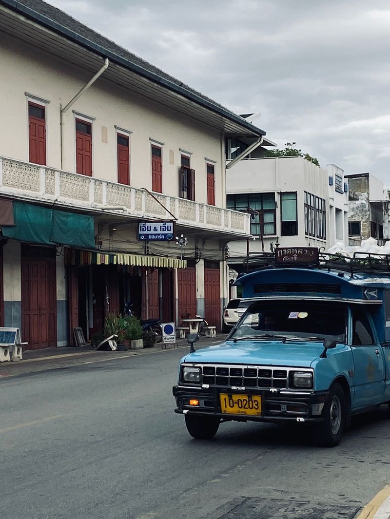 [Slow walker ] Ep 3 ลำพูน!! เช้าวันใหม่ กับการเดินทางไปลำพูนจังหวัดเล็ก