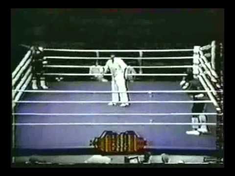 Mike Tyson vs Joe Cortez 1981 , Mike only 15 years old!