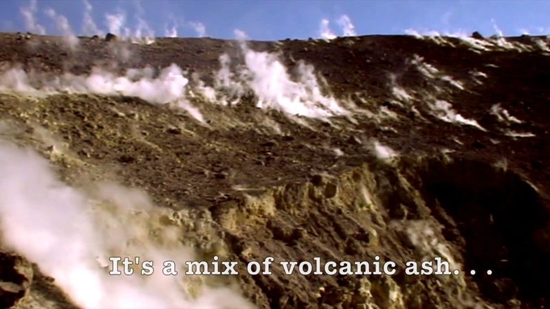How seawater strengthens Roman concrete
