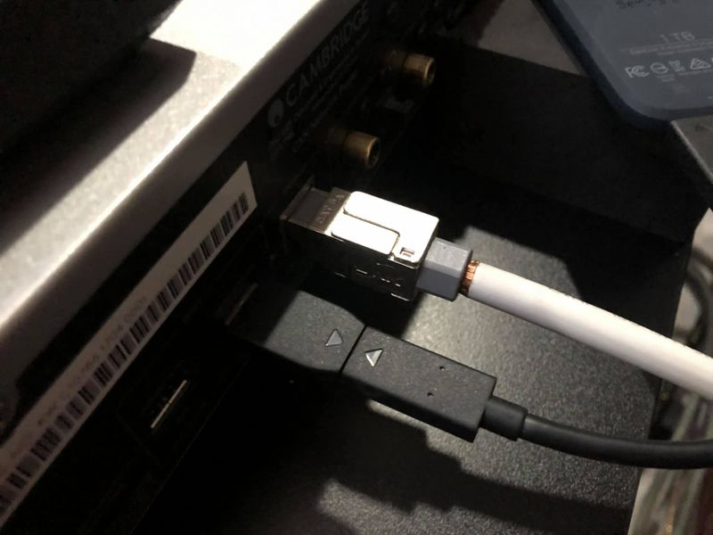 Mas Hifi] สาย Lan Cat6Aคุณภาพสูง เข้าหัวอย่างดีโดยช่างผู้ชำนาญ ฟังเพลงยุคStreaming  สิ่งที่ขาดไม่ได้คือสาย Lan ซึ่งสาย Lan คุณภาพดีจะช่วยยกระดับคุณภาพเสียงได้อีกมาก  แต่หากราคาสาย Lan แบรนด์เนมทำให้ต้องคิดหนัก เร