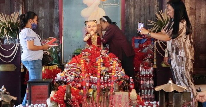 เปิดตำนาน ”ไอ้ส้มฉุน” วัดทรงเสวย แหล่งท่องเที่ยวที่กำลังได้รับความนิยมอยู่ในตอนนี้