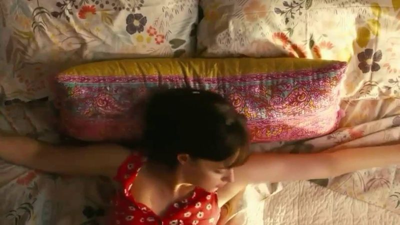 Phoebe Ryan - Mine (OST. Flim How To Be Single)