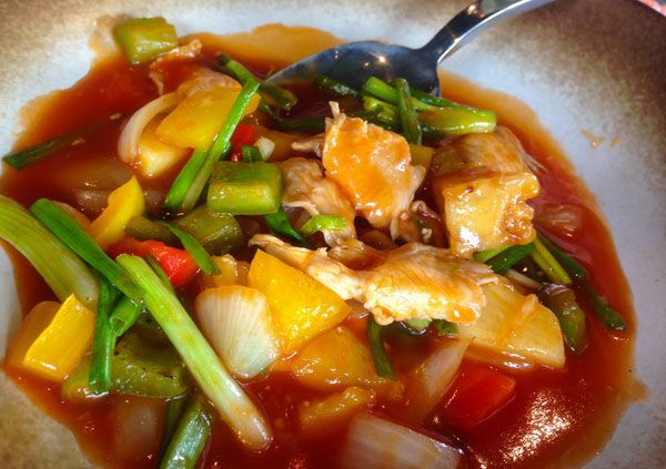 [อาหารทำง่ายๆ] ผัดเปรี้ยวหวานหมู • กระเทียมไทยสับ 10 กลีบ • เนื้อหมู ...