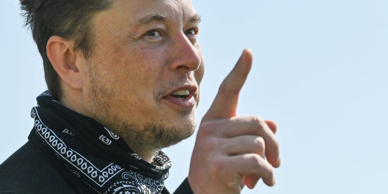 It’s time to stop hero worshiping the tech billionaires