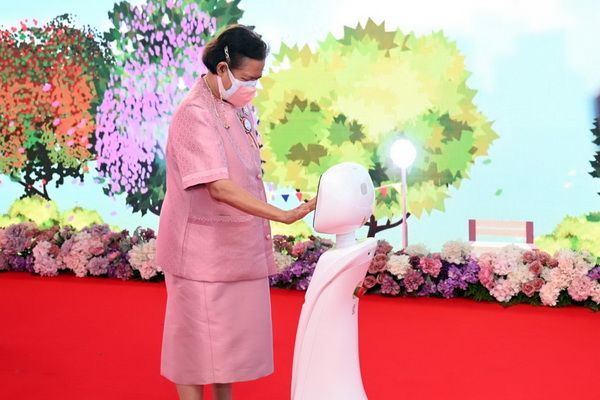 สมเด็จพระกนิษฐาธิราชเจ้าฯ ทรงเปิดงานกาชาดประจำปี 2564 บนแพลตฟอร์มออนไลน์ www.งานกาชาด.com - carlifeway.com