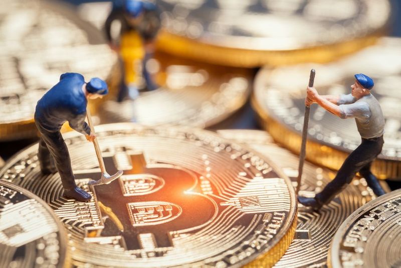 การขุดบิทคอย์ (Bitcoin) คืออะไร | MoneyDuck Thailand