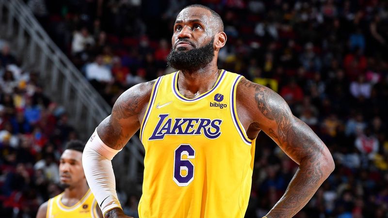 LeBron James becomes the only member of the 30K-10K-10K club