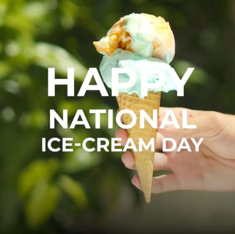 [Thai Wah] HAPPY NATIONAL ICECREAM DAY . มีคนเคยพูดบ่อยๆว่าเงินนั้นใช้ชื้อความสุขไม่ได้ มันก็