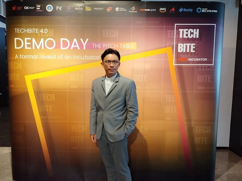 [Yoel Robotics] TECHBITE 4.0 Damo Day The Pitching Table A Formal ...