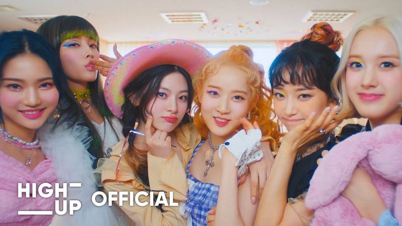 STAYC(스테이씨) ‘색안경 (STEREOTYPE)’ MV