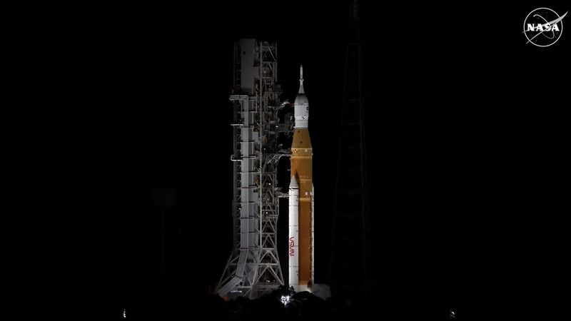 [คนช่างสงสัย Curiosity Channel] หลังจากรอคอยกันมาอย่างยาวนาน ในที่สุด ...