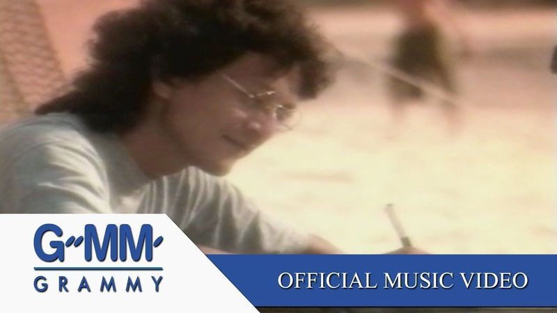 [หนอนน้อยซ์เจ้าปัญหา 🌈💕🧭] ” พี่อ้อง บัตเตอร์ฟลาย ” 🙂
อืมมม์... พอจะมีใครรู้จักบ้างมั้ยเอ่ยยย..... เฉลยยย...เลย ค่าาา 💞
คือ คุณ สุรสีห์ อิทธิกุล นักร้องนักแต่งเพลงชื่อดังแห่งทศวรรษ ( ที่แล้ว 💝 )
นักร้องสุดโปรดของดิชั้นเองค่