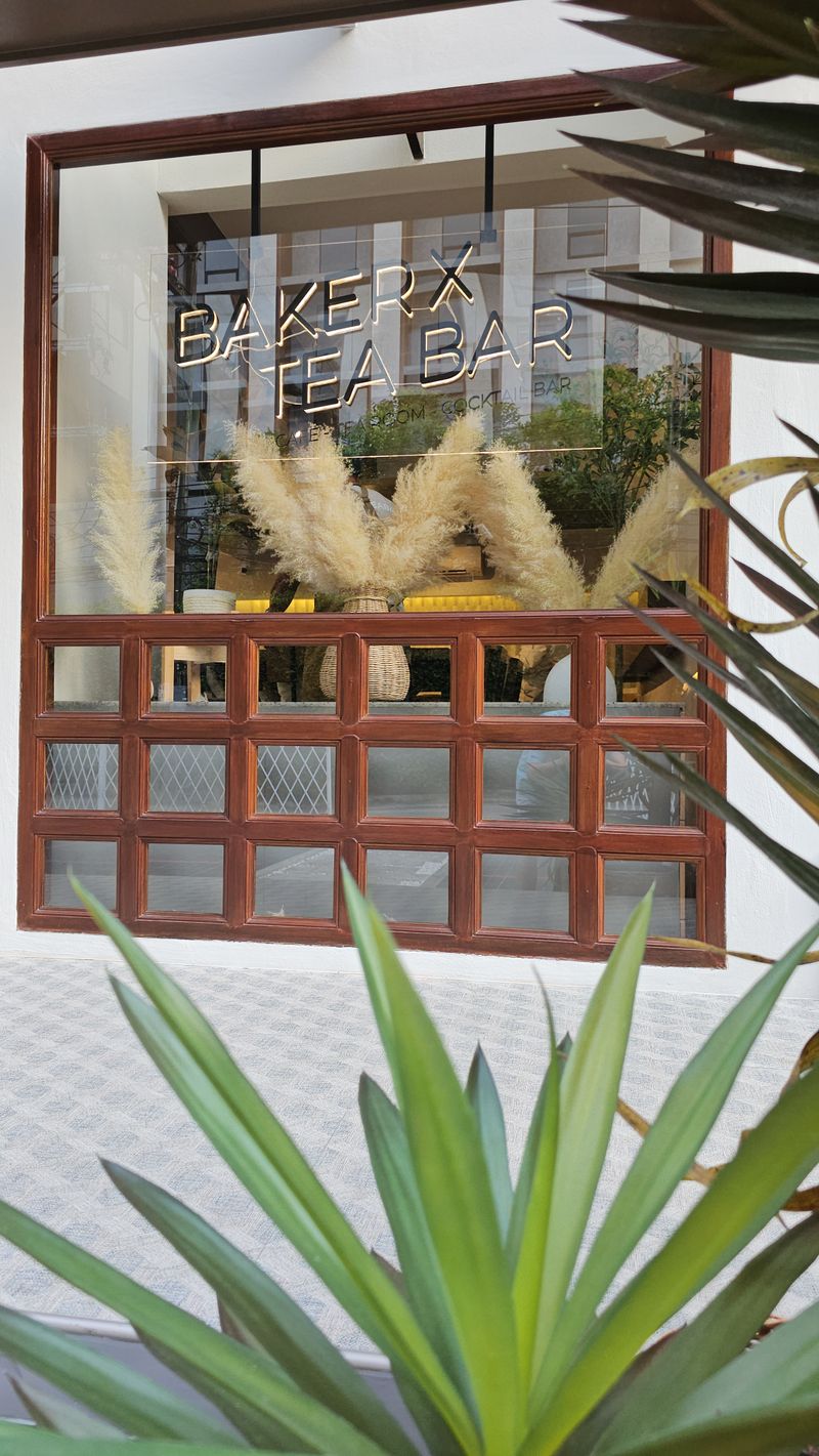 [TeeGoTryAllAround] 📍BAKER X TEA BAR ร้านเปิดใหม่ สาขาที่3 ช่วงกลางวัน