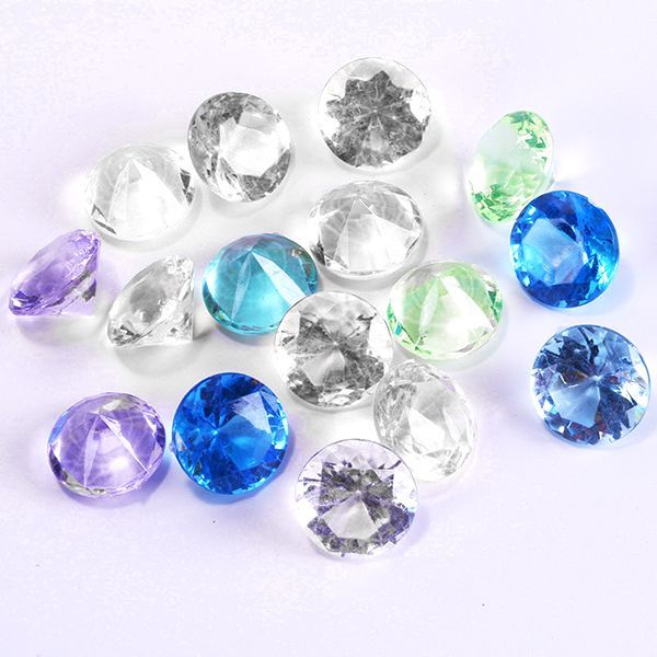 เพชรปลอมเลียนแบบ มีอะไรบ้าง ? - CVD Jewelry