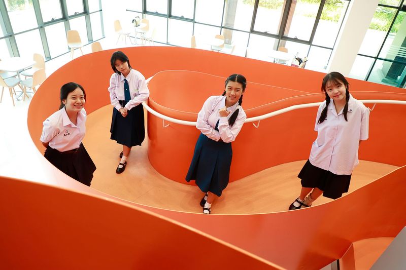 แรงบันดาลใจ ความฝัน อุปสรรค: ฟังเสียง 3 เยาวชนหญิงกับความท้าทายในการเข้าสู่วงการเทคโนโลยี | dtac blog