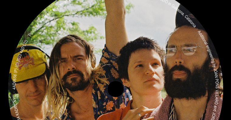 Big Thief - Vampire Empire