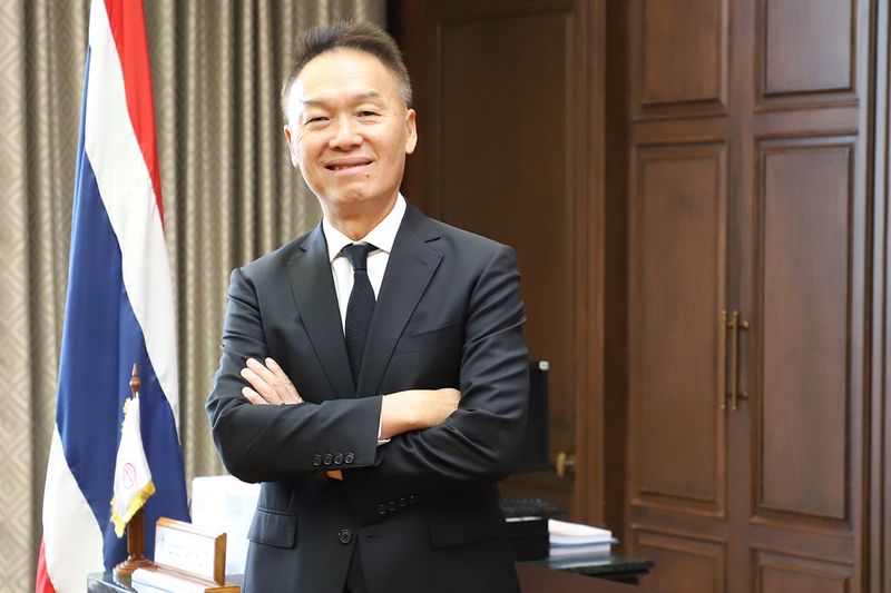 [Prachachat Online] โชติวัฒน์ ประธานศาลฎีกา ฟัง-ตอบความยุติธรรม ด้วยคำ