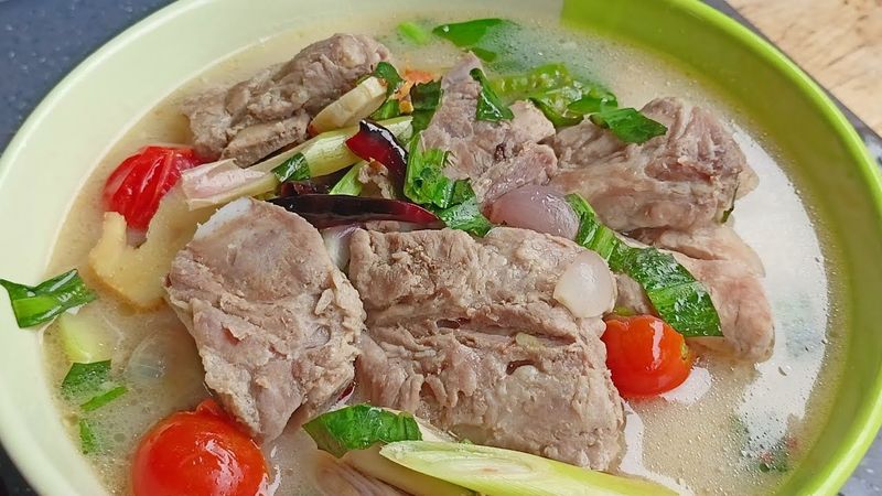 วิธีทำ ต้มแซ่บซี่โครงหมู แซ่บซี๊ดถึงใจ เมนูต้มแซ่บสามัญบ้าน ( Thai Spicy Pork Rib Soup )