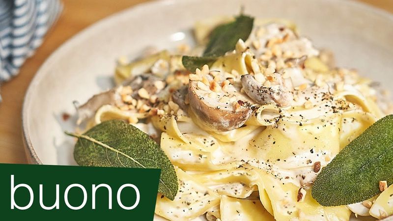 Creamy Mascarpone and Mushroom Pasta