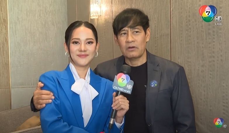 ทับทิม อัญรินทร์: ดาราหลายบทบาท หัวใจจิตอาสา