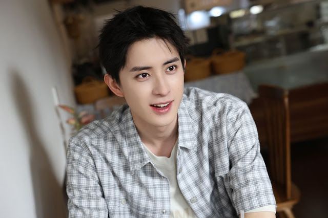 อ๋าวรุ่ยเผิง (Ao Rui Peng): จากนักออกแบบเกมสู่พระเอกซีรีส์จีนที่ต้องจับตามอง