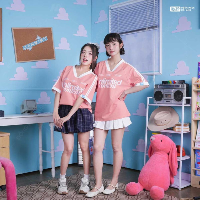 Áo Lớp Oversize Cổ Tim Starling Màu Lòng Tôm