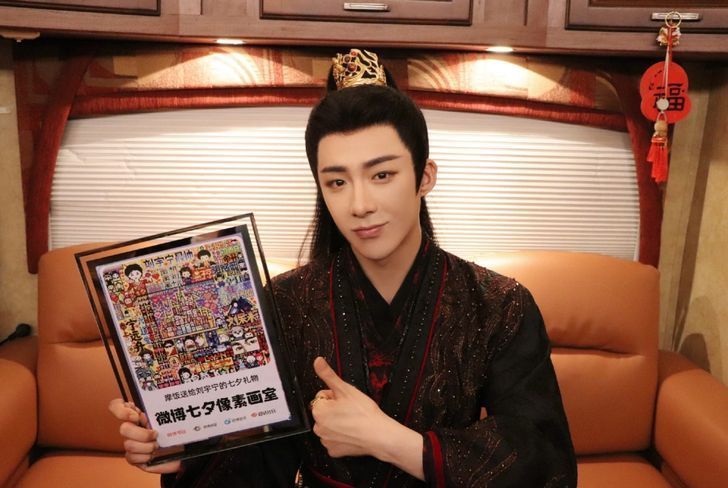 ทำความรู้จัก หลิวอวี่หนิง หนุ่มหล่อมากความสามารถ เจ้าของฉายา “หนิงเกอ” ที่แฟนๆ หลงรัก