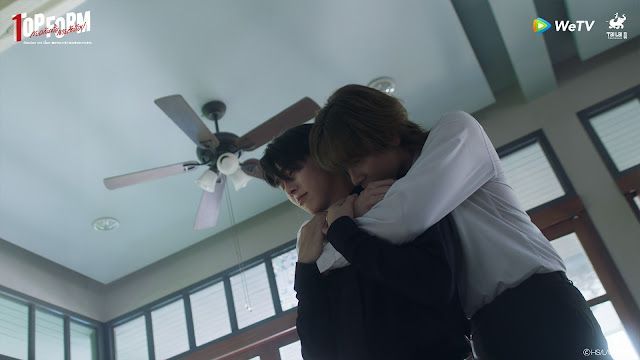 Top Form กอดกันมั้ย นายตัวท็อป EP.10 เรื่องย่อ: ความสูญเสีย แรงบันดาลใจ และอุปสรรคใหม่