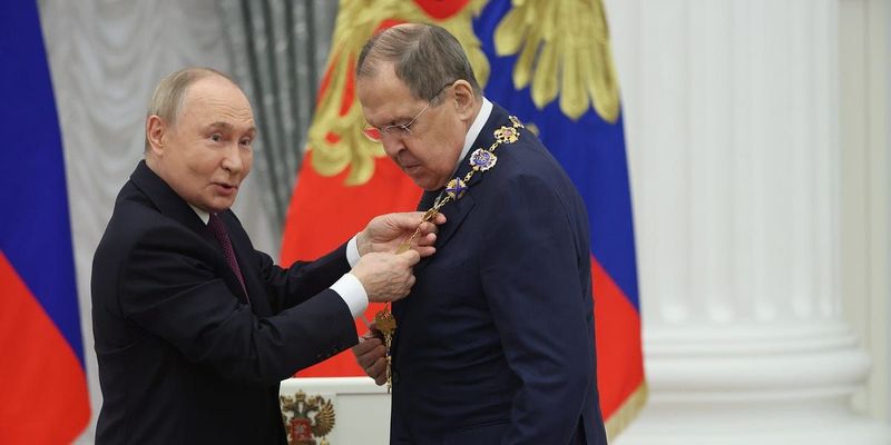 HOW MUCH MORE WAR CAN RUSSIA AFFORD?