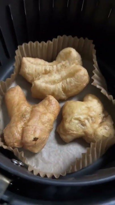 ปาท่องโก๋สะบัดน้ำมัน😋อมน้ำมันไหม?มาพิสูจน์ให้ดูร้านปาท่องโก๋ที่คิวยาวสุดๆ