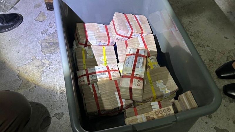 เร่งตรวจสอบ เงินสด 12 ล้าน ซุกในกล่อง วางทิ้งข้างถังขยะ คอนโดย่านเมืองทองธานี