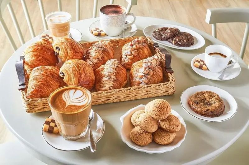 Top 10 tiệm bánh ngon Sài Gòn, không gian chill, giá hợp lý