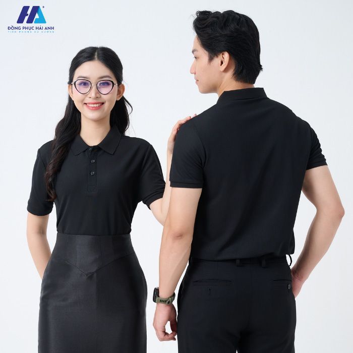 Mẫu Áo Polo Đồng Phục Công Ty Đen Trơn 3 Cúc Cổ Đứng