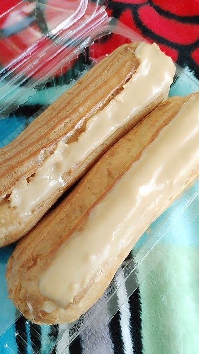เที่ยวฝรั่งเศสห้ามพลาด เอแคลร์ (Éclair) ขนมฝรั่งเศสแสนอร่อยที่ทุกคนรู้จักชื่อนี้ #เอแคลร์ #ฝรั่งเศส