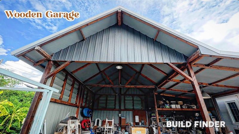 โรงรถโครงสร้างไม้สน Wooden Garage ไอเดียสร้างโรงรถหรืออาคารด้วยไม้สน - Build Finder