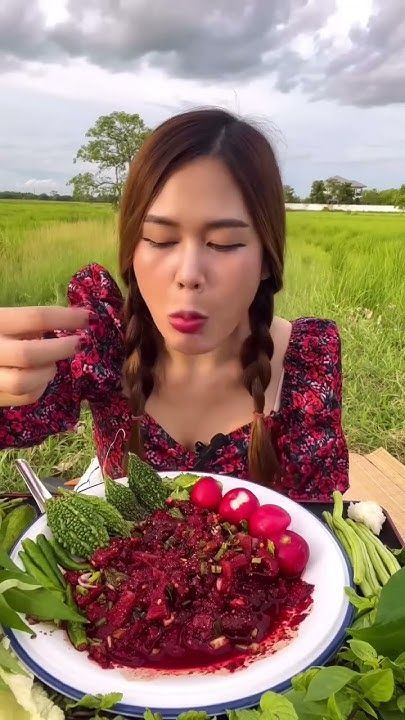 ลาบเลือด ส้ดๆ