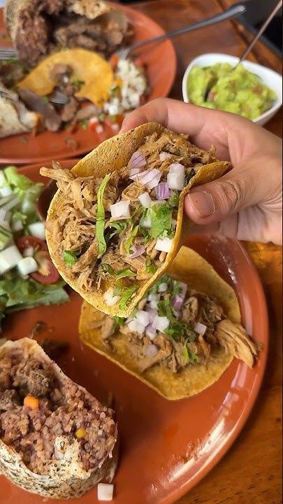 ร้านแม็กซิกันใจกลางอ่อนนุช ทาโก้เนื้อฉ่ำมากกกก🌮😋 #bonappetitbkk #10days10shortsTH