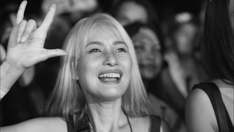 ขอบคุณ - โมเดิร์นด็อก Moderndog live at เด็กเทป4