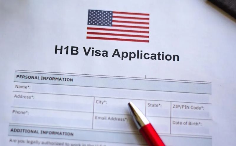 [TAURUS] H1B ฝันร้ายของเหล่านักศึกษา
ฝันร้ายของนักศึกษาต่างชาติ การเปลี่ยนแปลงครั้งใหญ่ของวีซ่าทำงาน H1B ของสหรัฐอเมริกา