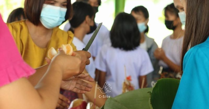 โรงเรียนกับการเรียนรู้ประเพณีแซนโฎนตา (สารทเดือนสิบ)