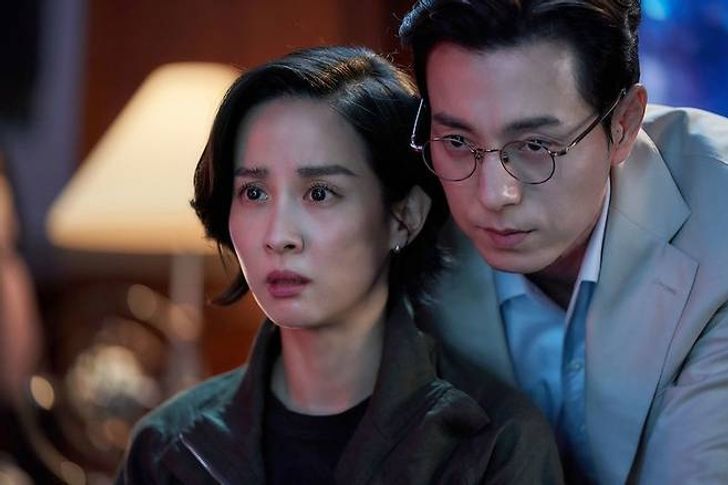 รีวิวหนังเกาหลี เรื่อง Murderer Report: การโคจรมาพบกันของนักแสดงมากฝีมือ สู่ภาพยนตร์ หนังเกาหลี 18+ ที่ดีที่สุดแห่งปี