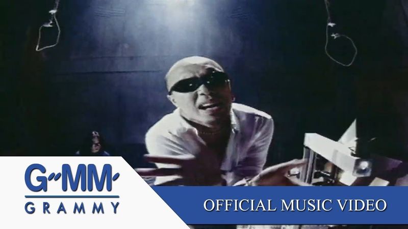 บิน - FLY 【OFFICIAL MV】