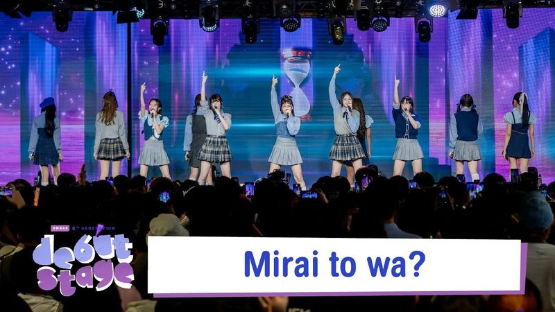 「Mirai to wa?」from BNK48 6th Generation Debut Stage / BNK48