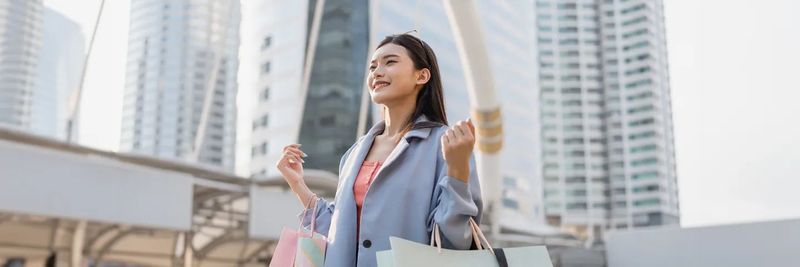 Emotional Spending: เมื่ออารมณ์พาเงินไหล กับวิธีสกัดใจก่อนบิลเก็บเงินจะมา